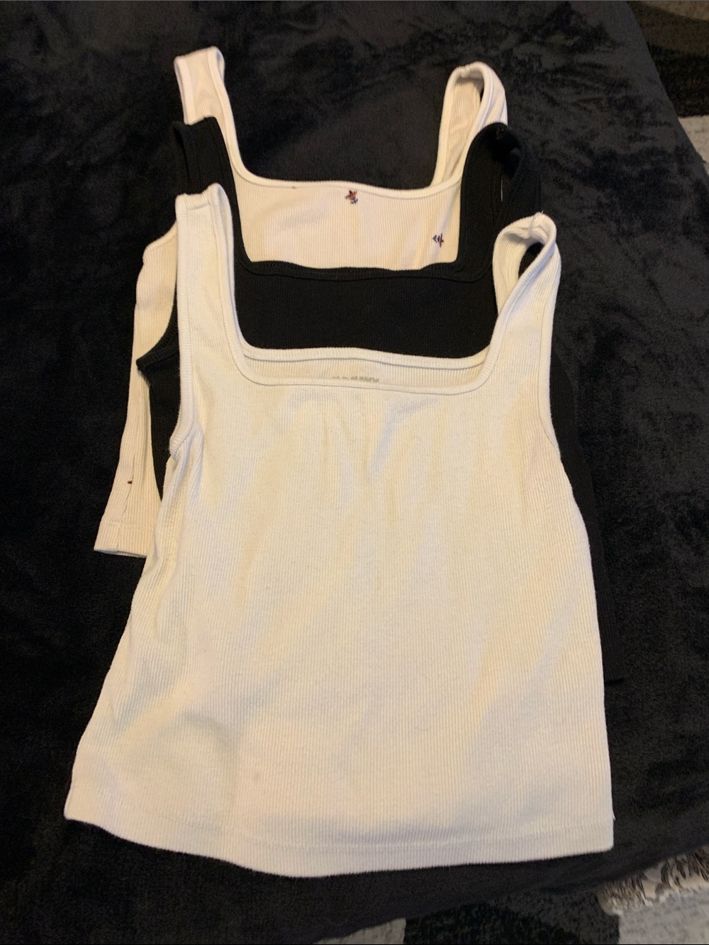 3-pack Old Navy Women's Ribbed Tank Tops - White & Black